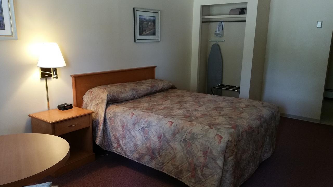 Yellowhead Motel Valemount Zewnętrze zdjęcie